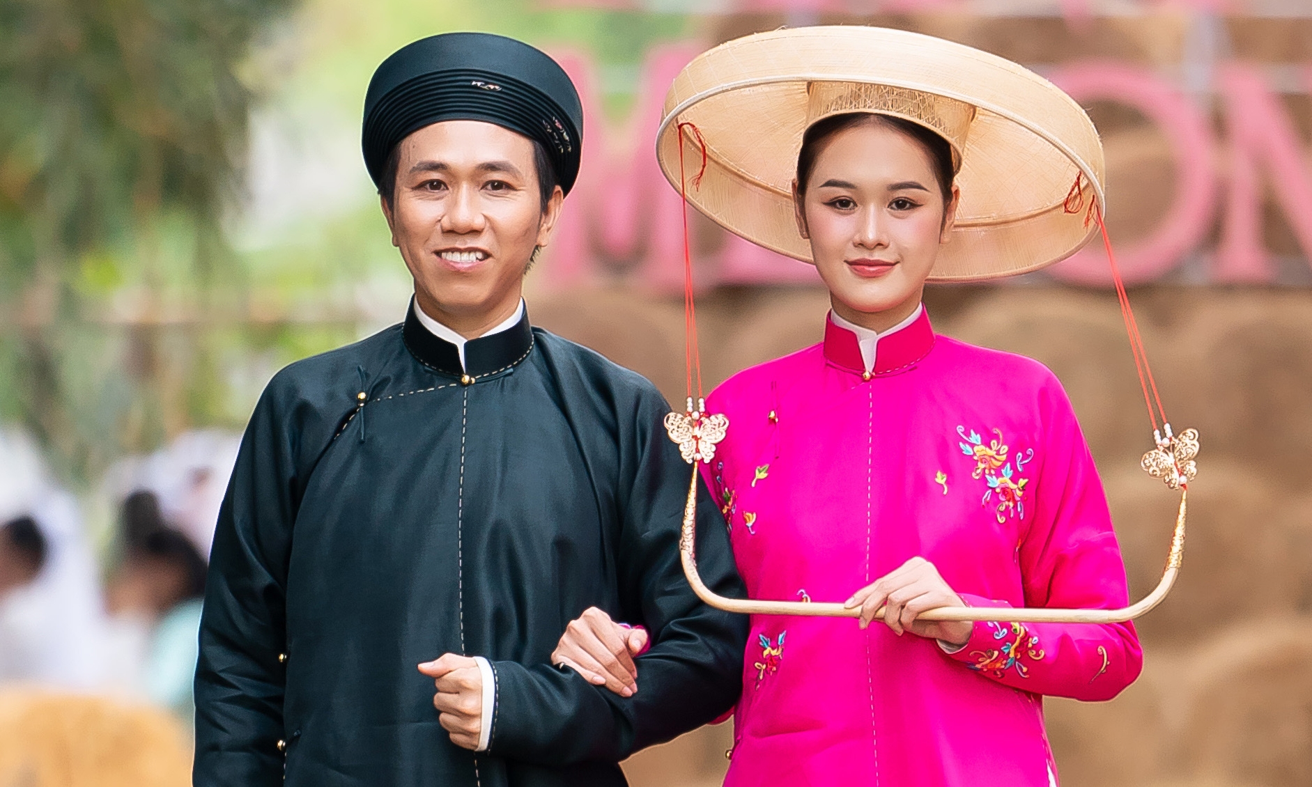 Vợ chồng Anh Đức lần đầu diễn thời trang chung